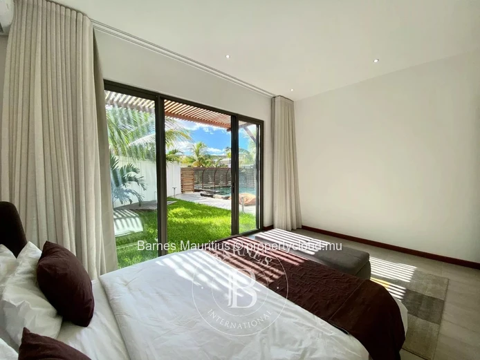GRAND BAIE - Villa neuve meublée avec piscine - 4 chambres