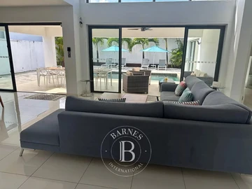 4 Bedroom Villa