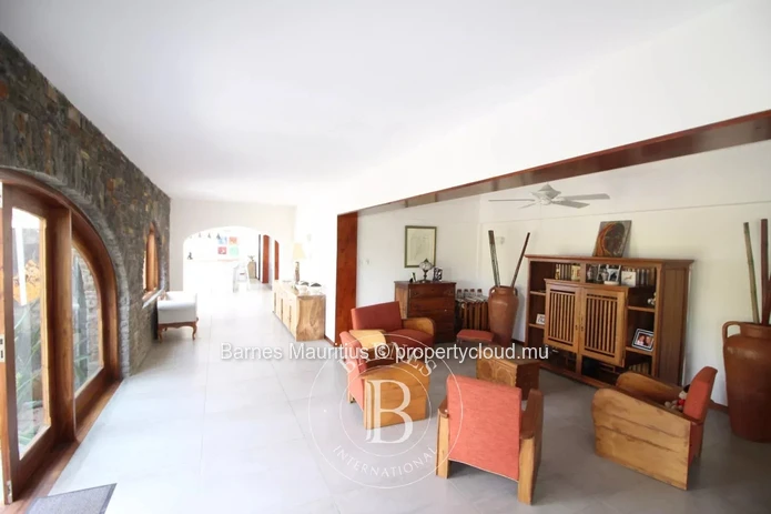 TAMARIN - Villa with view on the lagoon and Le Morne - 7 bedrooms