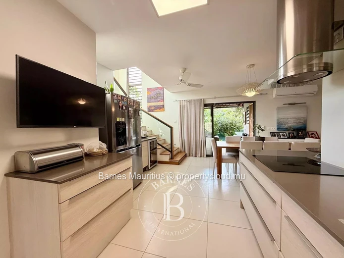 BLACK RIVER - Beautiful and Modern Family Villa - 4 Bedrooms