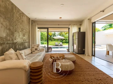 5 Bedroom Villa