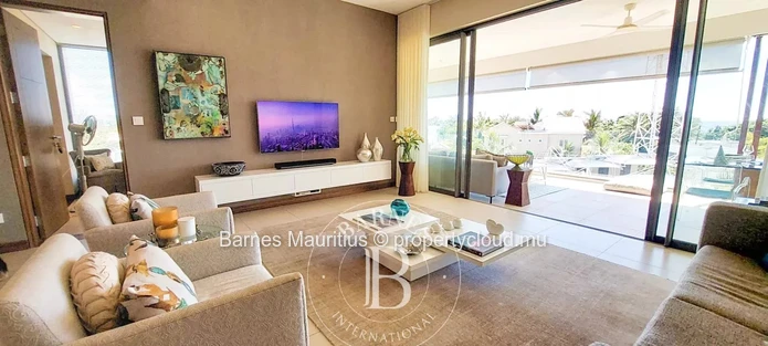 POINTE AUX CANONNIERS - High-end Apartment with Deck & Pool- 3 bedrooms