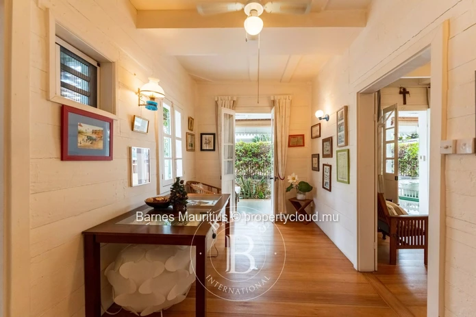 PORT LOUIS - Charming Colonial House for Sale - 278 sqm