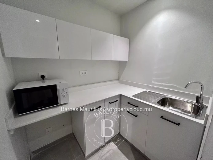 CALEBASSES - New office space - 242 m²