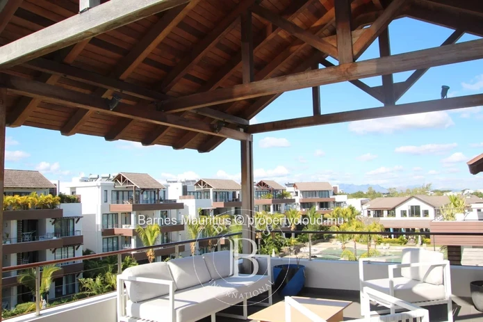 MONT CHOISY - Penthouse 5 Minutes from the Beach - 2 Bedrooms