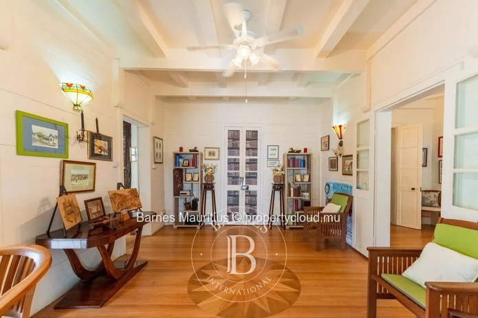 PORT LOUIS - Charming Colonial House for Sale - 278 sqm