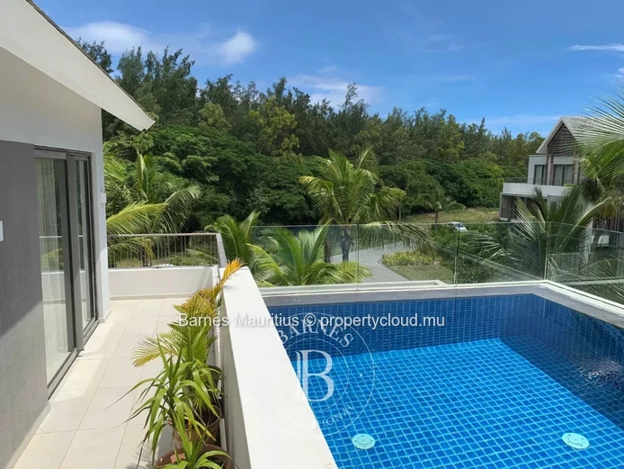 MONT CHOISY – Furnished penthouse near the beach – 2 bedrooms