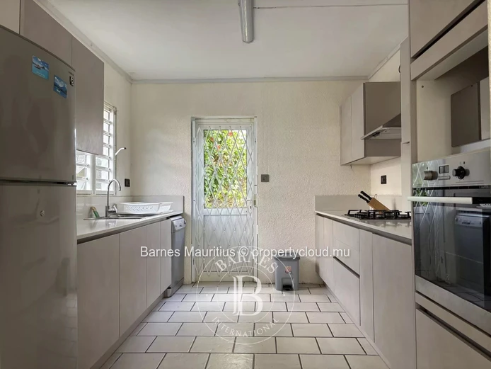 BLUE BAY - 2 Bungalow with swimming pool - 8 bedrooms