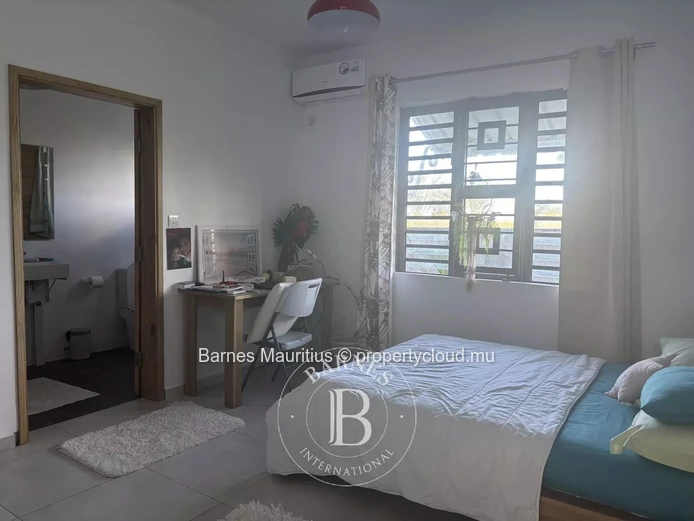 BEAU VALLON – Contemporary family home with pool - 4 bedrooms