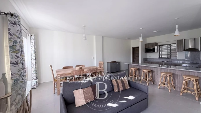 TRIANON – Bright and Secure Apartment with City & Mountain Views – 4 Bedrooms