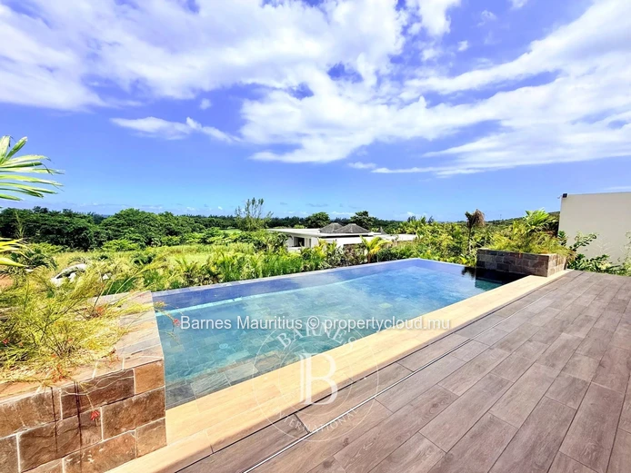 BEL OMBRE – Brand New Villa on Golf Course with Sea View – 4 Bedrooms