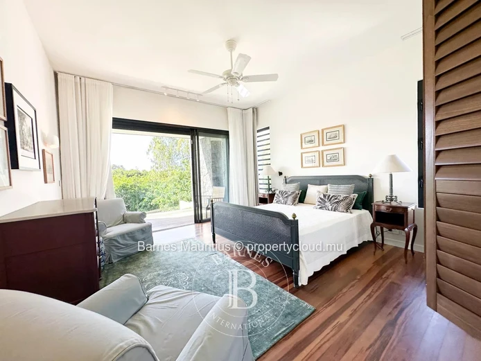 AZURI RESORT– Riverside Villa with Private Pontoon – 5 Bedrooms