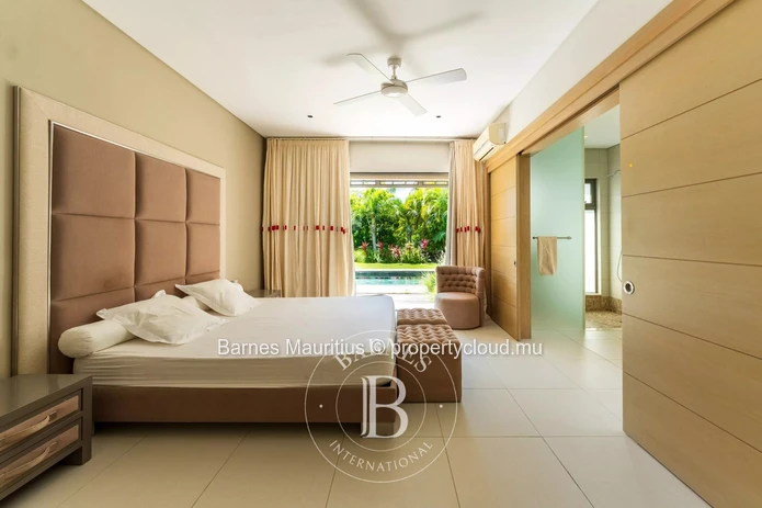ANAHITA GOLF RESORT – Exceptional 4-Bedroom Villa with Pool and Park Views