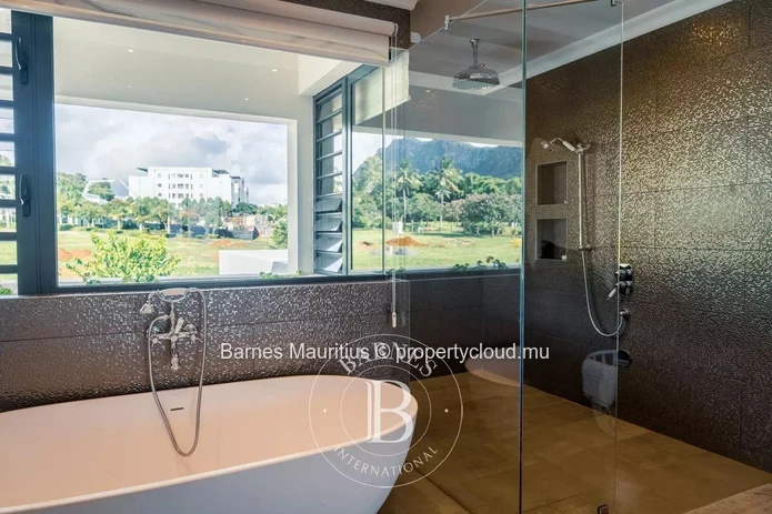 MOKA – Spacious villa – 3 bedrooms