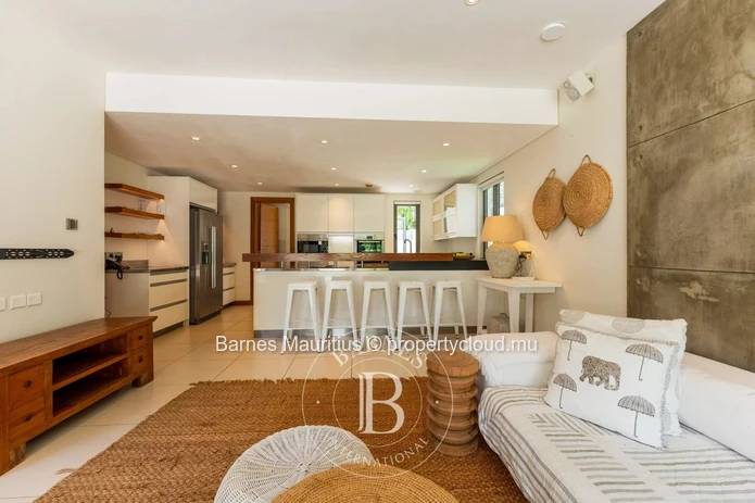 ANAHITA GOLF RESORT - Luxury 5-Bedroom Villa with Golf Course Views