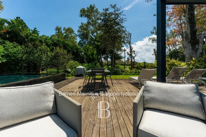 Anahita Golf Resort – Architect-Designed Ultra-Modern 4 Bedroom Villa on the Golf Course