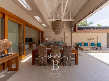 4 Bedroom Villa