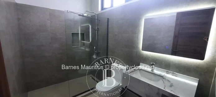 GRAND BAIE - Brand New 4-Bedroom House
