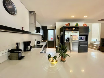 3 Bedroom Townhouse, Duplex