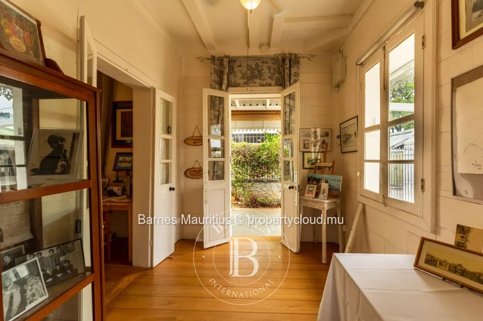 PORT LOUIS - Charming Colonial House for Sale - 278 sqm