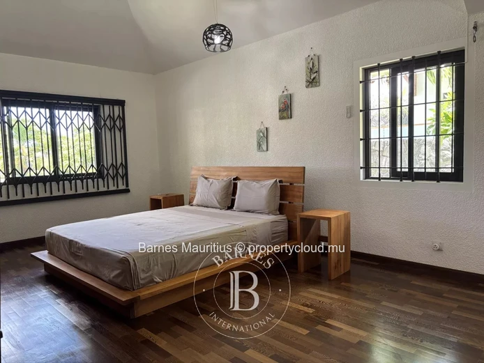 BEAU VALLON - Family House 493 m² - Land 1,632 m²