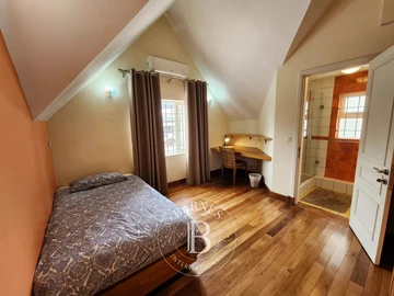 Maison de 4 Chambres