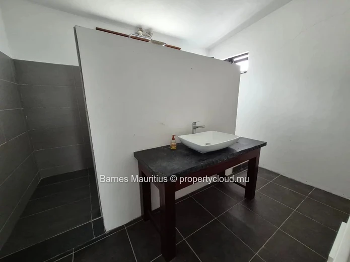 CUREPIPE - Semi-detached house with garden - 3 bedrooms