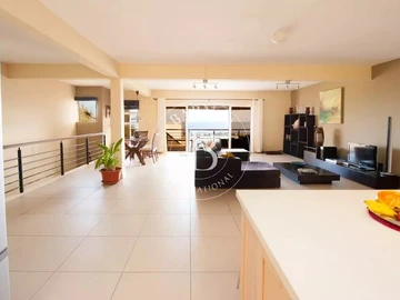 4 Bedroom Townhouse, Duplex