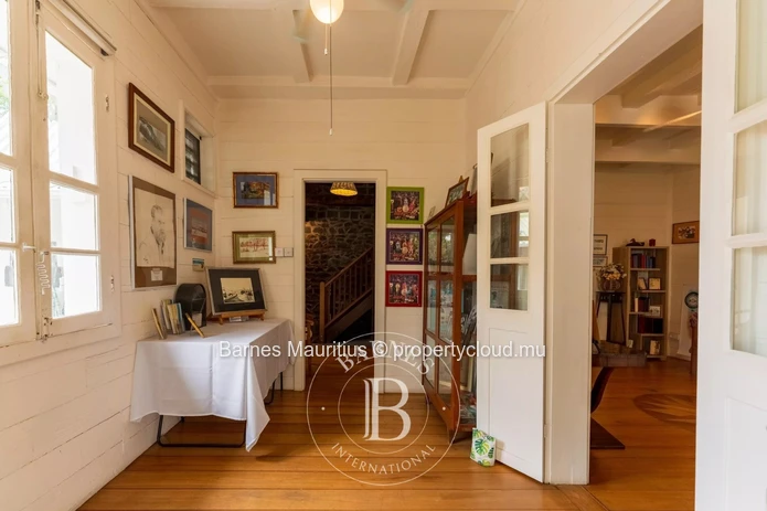 PORT LOUIS - Charming Colonial House for Sale - 278 sqm
