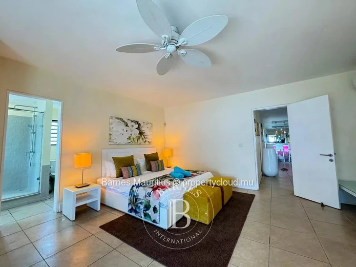 Trou Aux Biches - Beachfront Apartment With 3 Bedrooms.