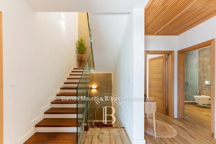 GRAND BAIE - Villa neuve - 4 chambres