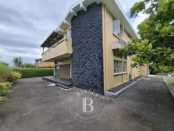 7 Bedroom House