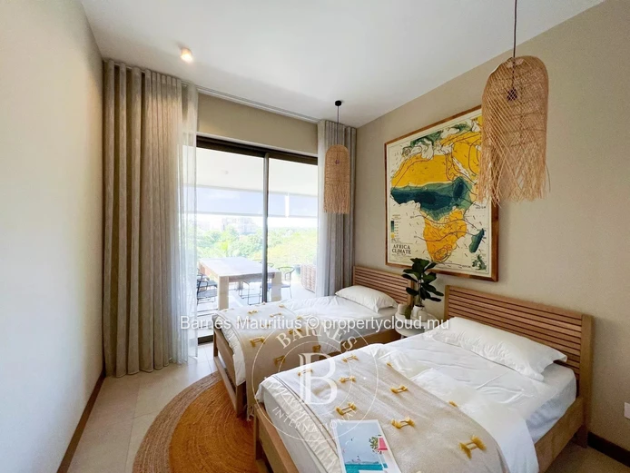 POINTE AUX CANONNIERS - Luxurious Penthouse with private deck and views - 3 bedrooms