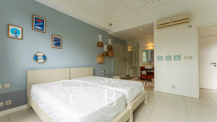 RIVIÈRE NOIRE - Appartement avec grande terrasse et piscine - 2 chambres