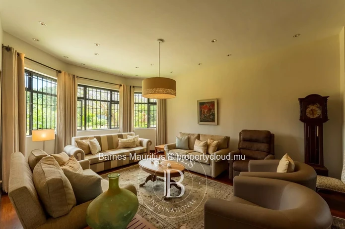 VACOAS - Magnifique maison familiale au charme intemporel – 5 chambres à coucher