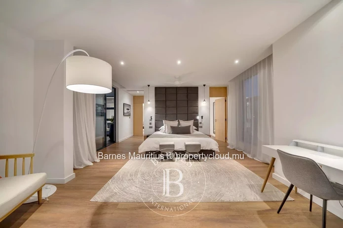 BEAU CHAMP - Exceptional villa on the golf course - 5 bedrooms