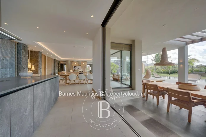 BEAU CHAMP - High end villa in a golf domain - 4 bedrooms