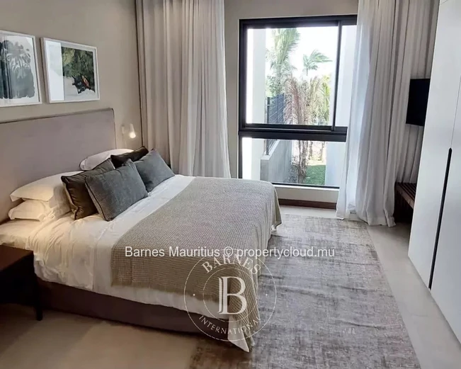 POINTE AUX CANONNIERS – Brand-new garden apartment with private pool – 2 bedrooms