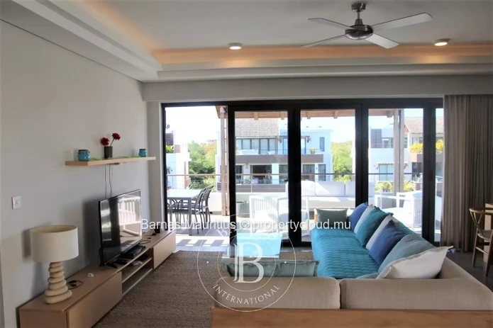 MONT CHOISY - Penthouse 5 Minutes from the Beach - 2 Bedrooms