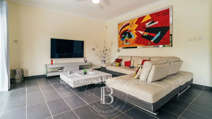 RIVIERE NOIRE - Serene villa with swimming pool - 4 bedrooms