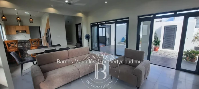GRAND BAIE - Brand New 4-Bedroom House