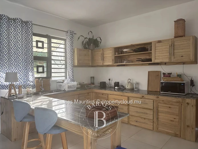 BEAU VALLON – Contemporary family home with pool - 4 bedrooms