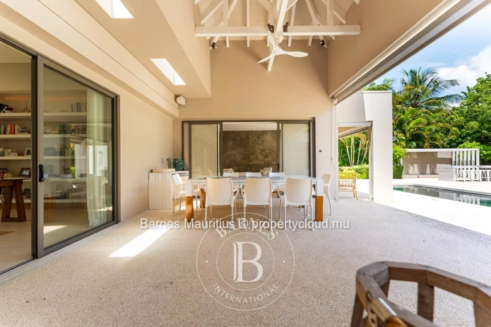 ANAHITA GOLF RESORT - Luxury 5-Bedroom Villa with Golf Course Views