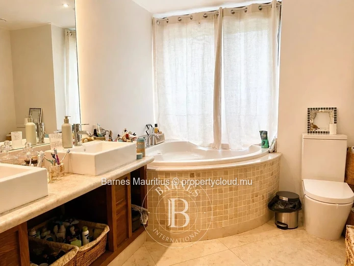 BLACK RIVER - Stunning View - 3 Bedrooms