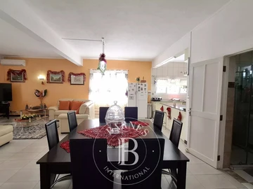 7 Bedroom Villa