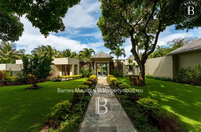 ANAHITA RESORT – Exceptional Villa with Panoramic Golf Views – 4 Bedrooms