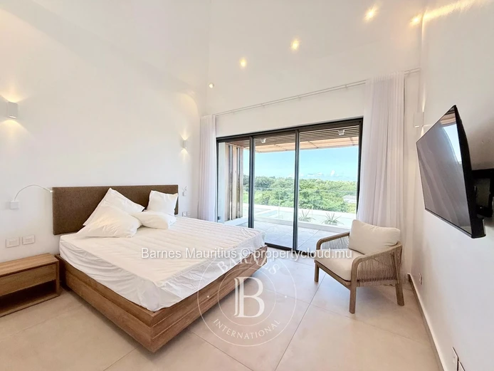 BEL OMBRE – Contemporary New-Build Villa with Sea and Golf Views – 4 Bedrooms